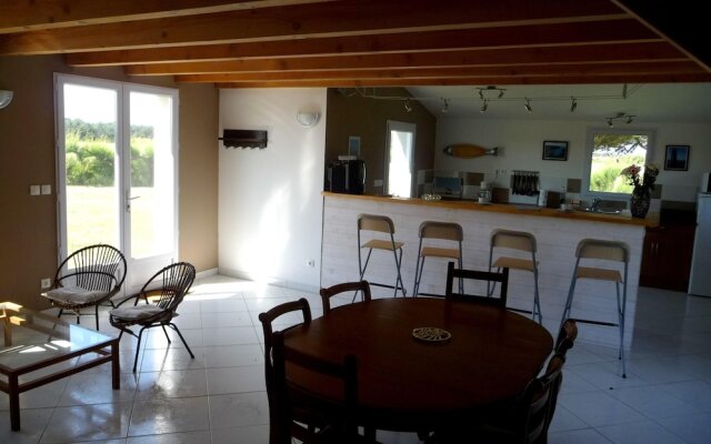 House With 3 Bedrooms in Sauzon, With Furnished Garden and Wifi - 2 km