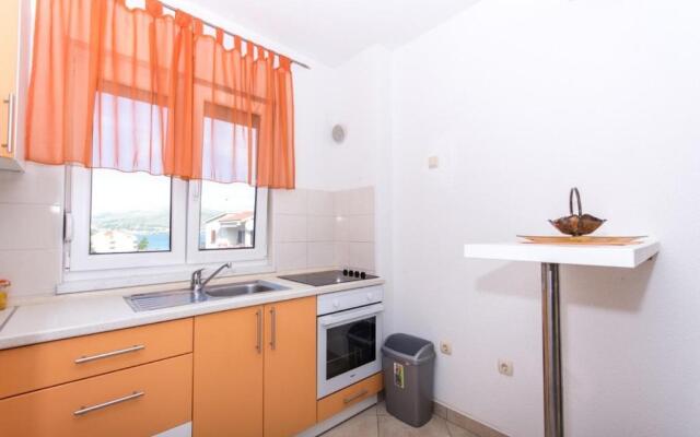 Apartments Slavica - 70m to beach