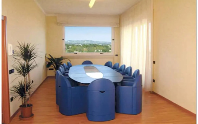 Recina Hotel