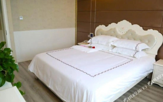 Zuiyi City Garden Hotel (Shaoxing East Station Wanhe City)