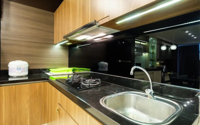 Modern Elegant Design L'Avenue Apartment