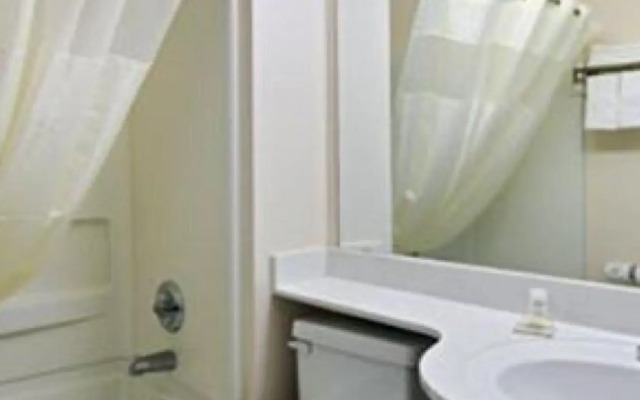 Arya Inn & Suites