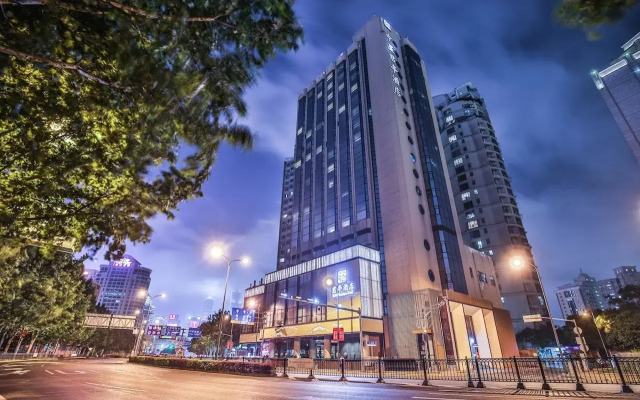 World Traders Hotel Chongqing