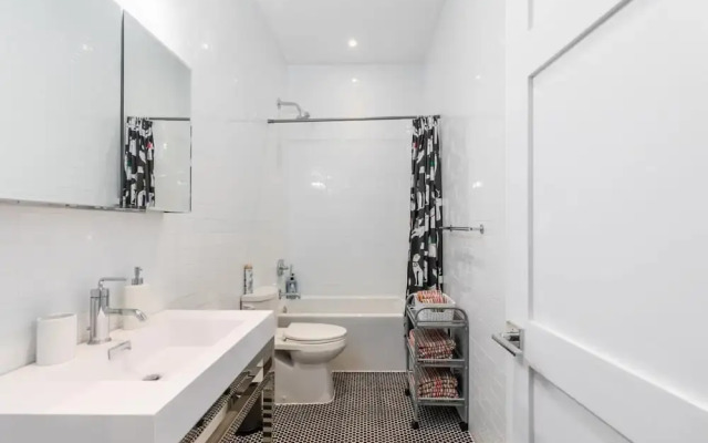 2storey 2bd Designed Loft Free Parking 2