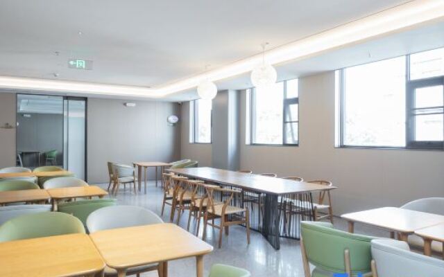 Ji Hotel (Shenzhen Nanshan Science and Technology Park)