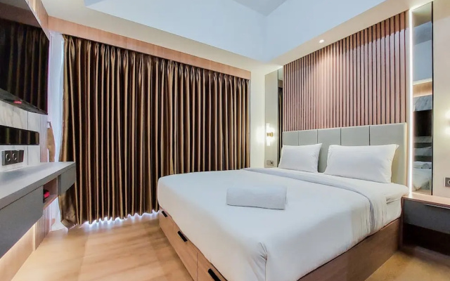 Simply Look And Comfort Studio Room At Casa De Parco Apartment – Guest Rooms – Legok