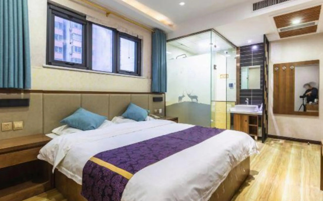 Jinghuang Fashion Hotel (Pingdingshan Trade Plaza)