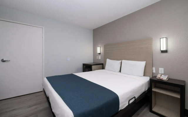 Motel 6 Tempe, AZ - Broadway - ASU