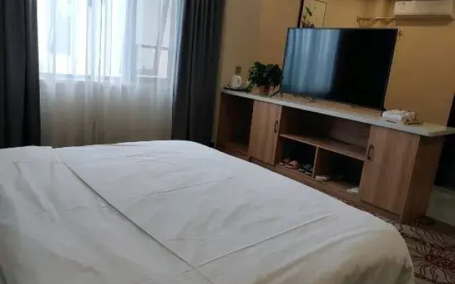 Shanghe Business Hotel (Sheqi Bus Station)