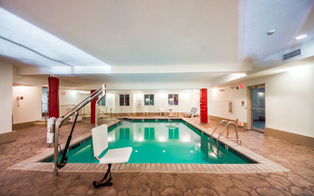 Sleep Inn & Suites