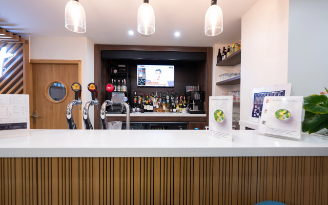 Holiday Inn Calais by IHG