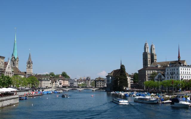 Crowne Plaza Zürich, an IHG Hotel