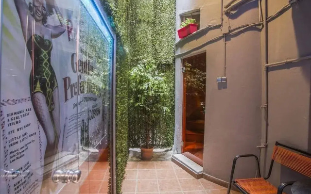 Boutique maisonette in Athens