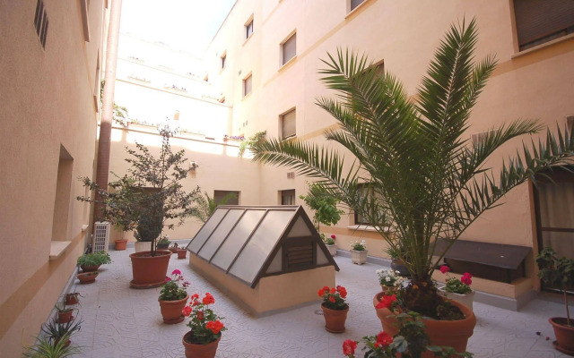 Hotel Zentral Mayoral