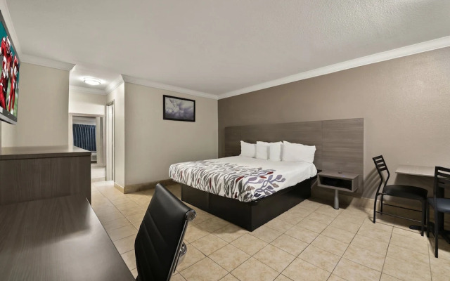 Red Roof Inn Los Angeles - Bellflower