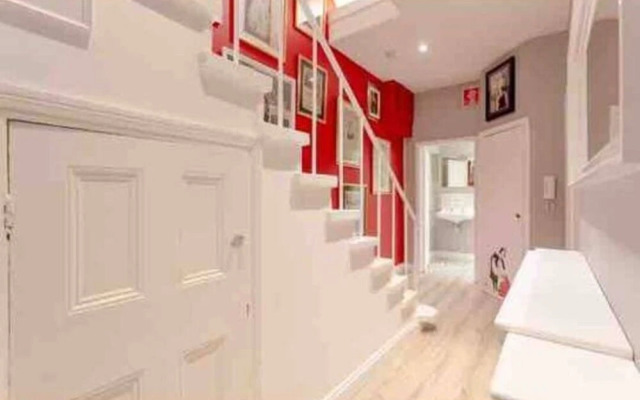 2 Bed Royal Pad London