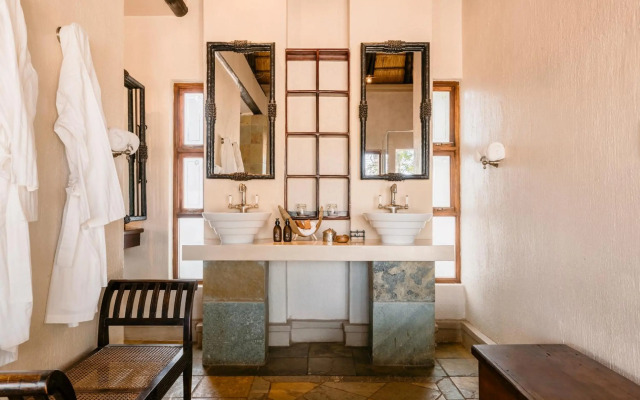 Shumbalala Game Lodge