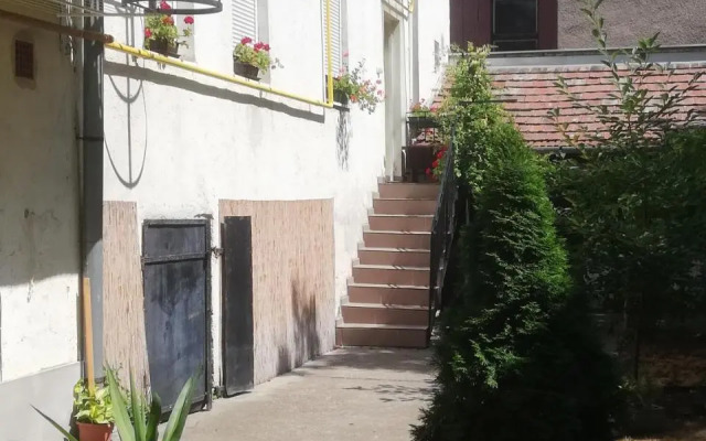 Tattoo Apartman