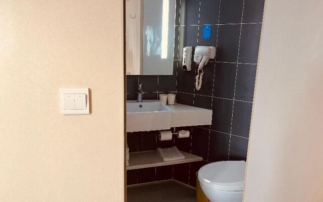Hanting Hotel (Beijing Yongding Road North)
