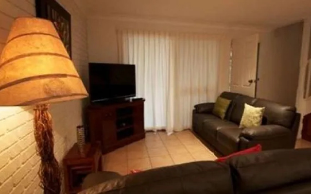 3/41 Childe Street - Belongil Beach Apartment – Guest Rooms – Byron Bay