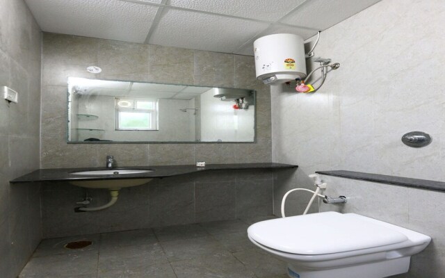 OYO 10123 The Posh Residency