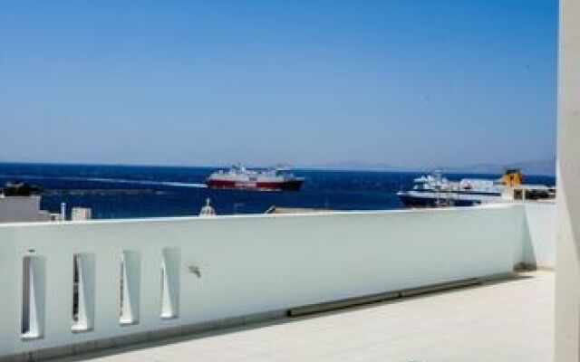 Finikas Family Boutique Hotel