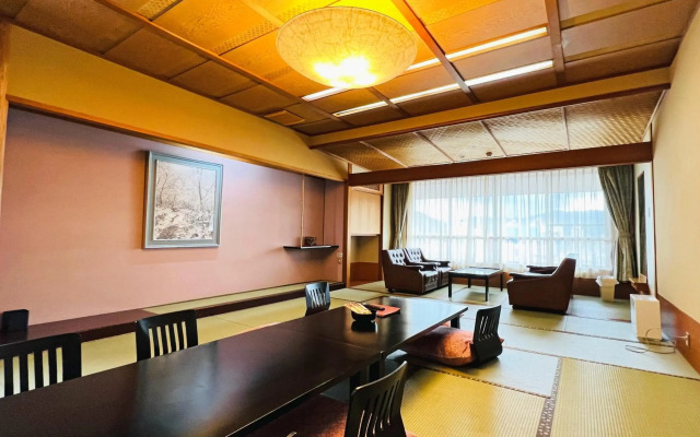 Yamashiro Onsen Houshoutei