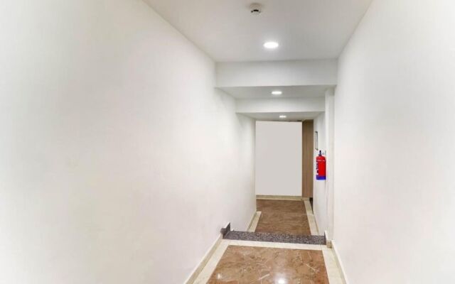 ADB Rooms Hotel Nazeer