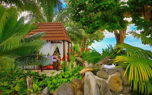 Garden Island Resort