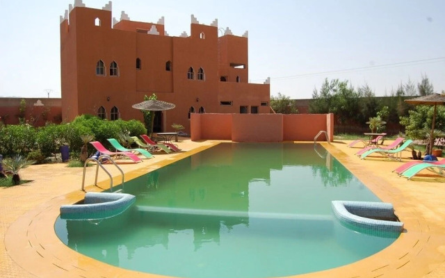 Well Center Riad Auberge Assounfou