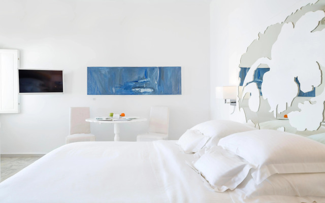 Canaves Oia Suites - Small Luxury Hotels of the World