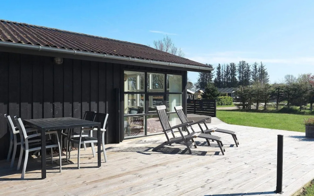 8 Person Holiday Home in Hals-by Traum