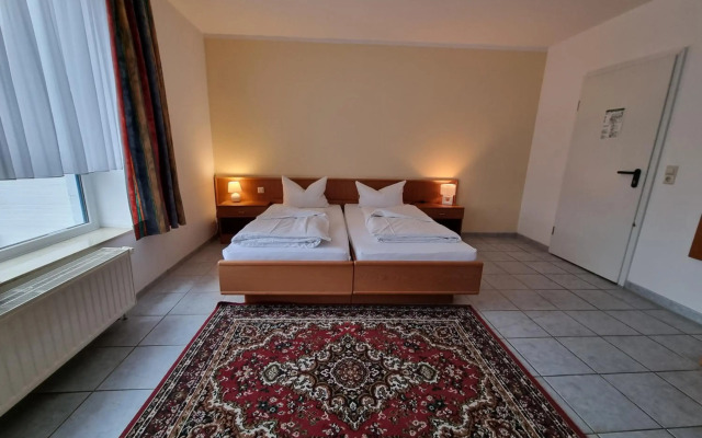 Erbenholz Hotel