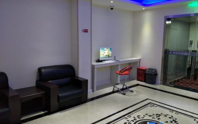 100 Inn Liangpin Hotel (Shanghai Beixinjing Subway Station)
