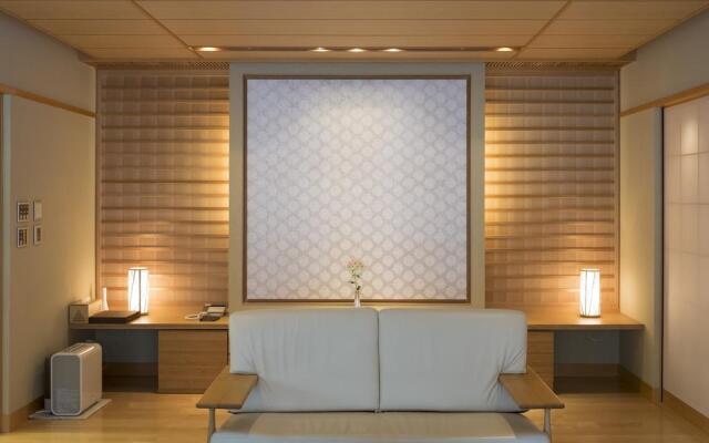 Okuikaho Ryotei Kaichoro Ryokan