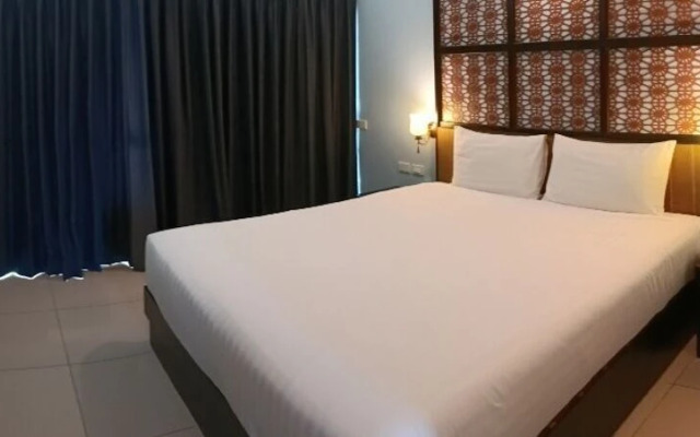 Phuket Chinoinn Hotel