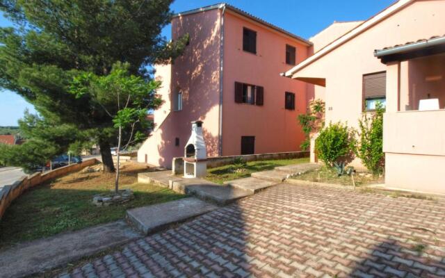 Apartments Sandra 1335