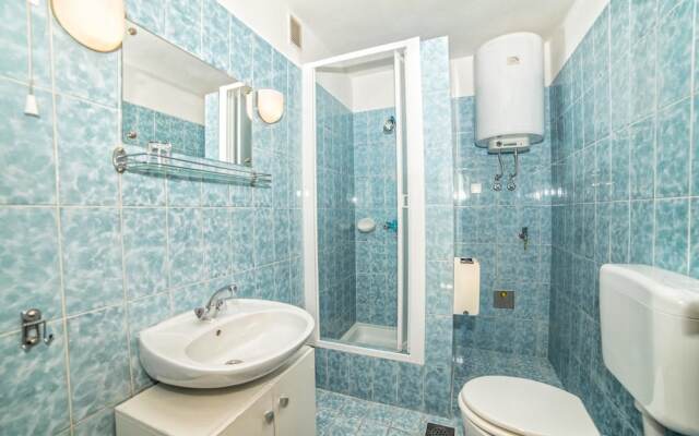 Apartments Creska 629