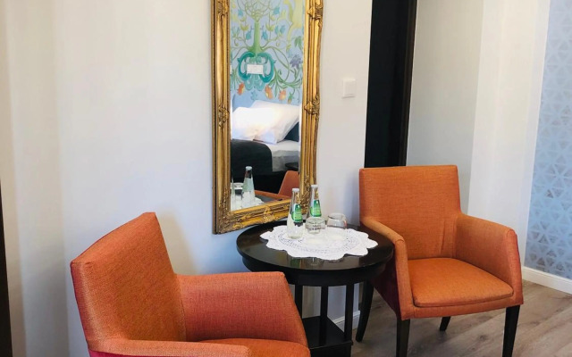 Hotel Ester