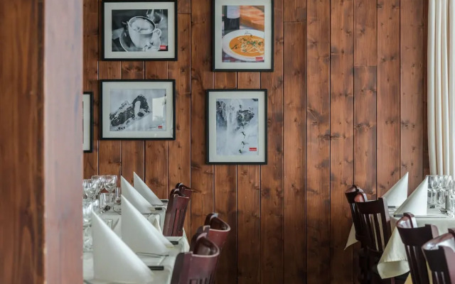 Klubhotel Le Refuge by Skinetworks