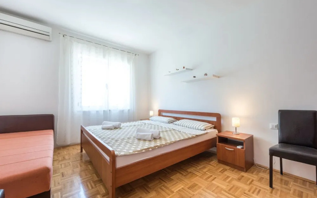 Angela Apartments