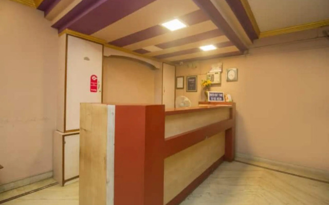 OYO 14085 Sharda Hotel