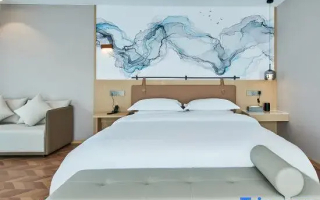Zhoushan Liyi Jiating Zhihua Hotel (Xincheng Passenger Station)