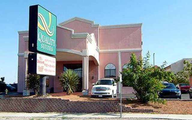 Quality Suites Albuquerque Airport