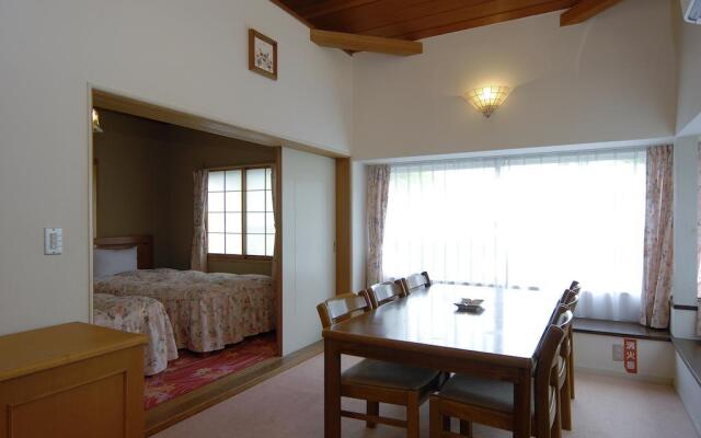 Izumigo Hotel Ambient Izukogen Cottage – Guest Rooms – Ito