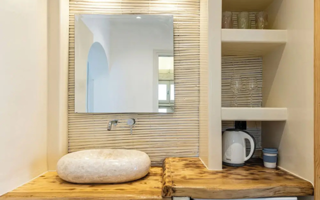 Naxian Serenity Suites