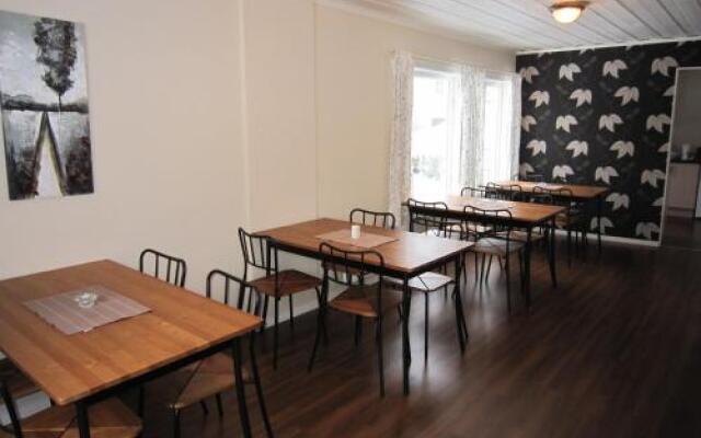 Froland Vandrerhjem/Eikely Senter