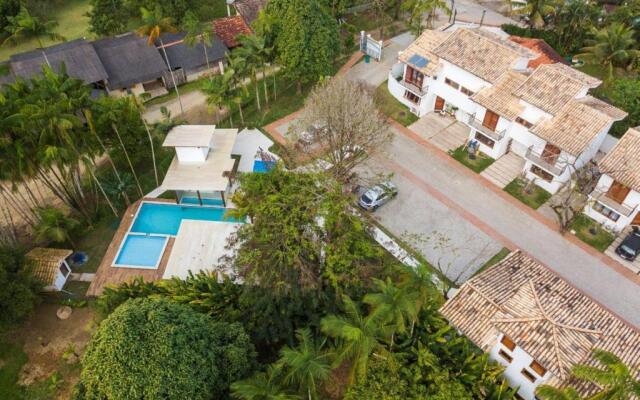Casa Andorinha com 3 quartos com ar e piscina