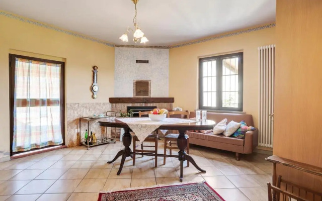 Villa Ciraldo in Monferrato with garden