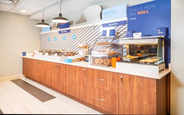 Holiday Inn Express Rochelle by IHG